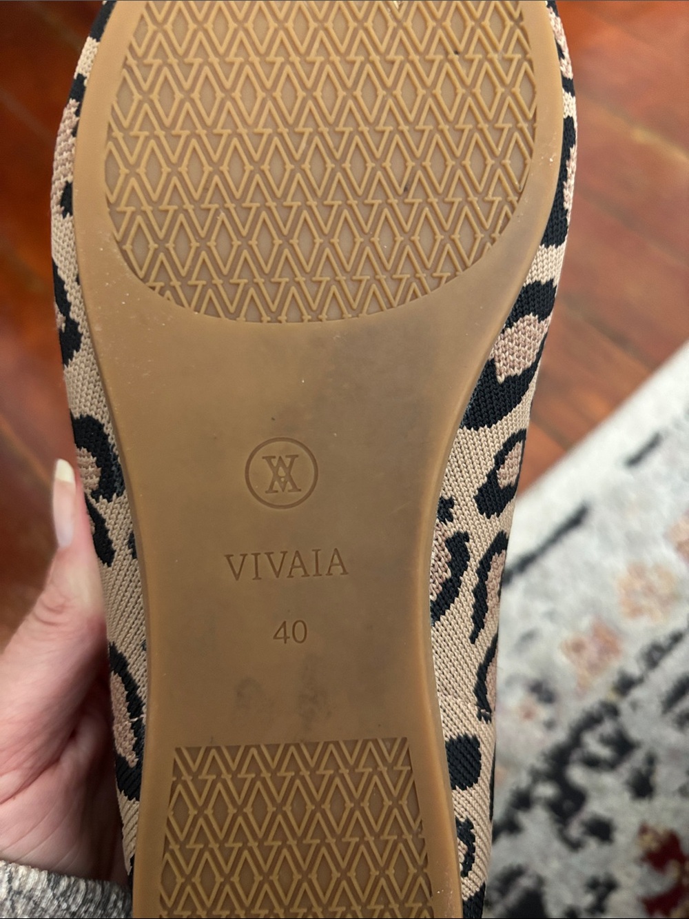 Women's Leopard Knit Pointed Flats - Beige/Black - Picture 5 of 5
